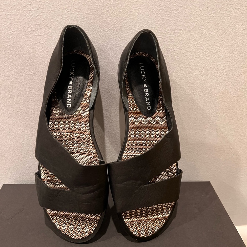 Lucky Brand Black Leather Sandals. Size 7.